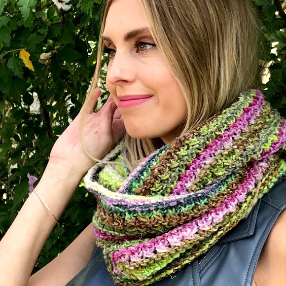 Handmade Eternity Scarf for Women (K14) 13H - Picture 2 of 6